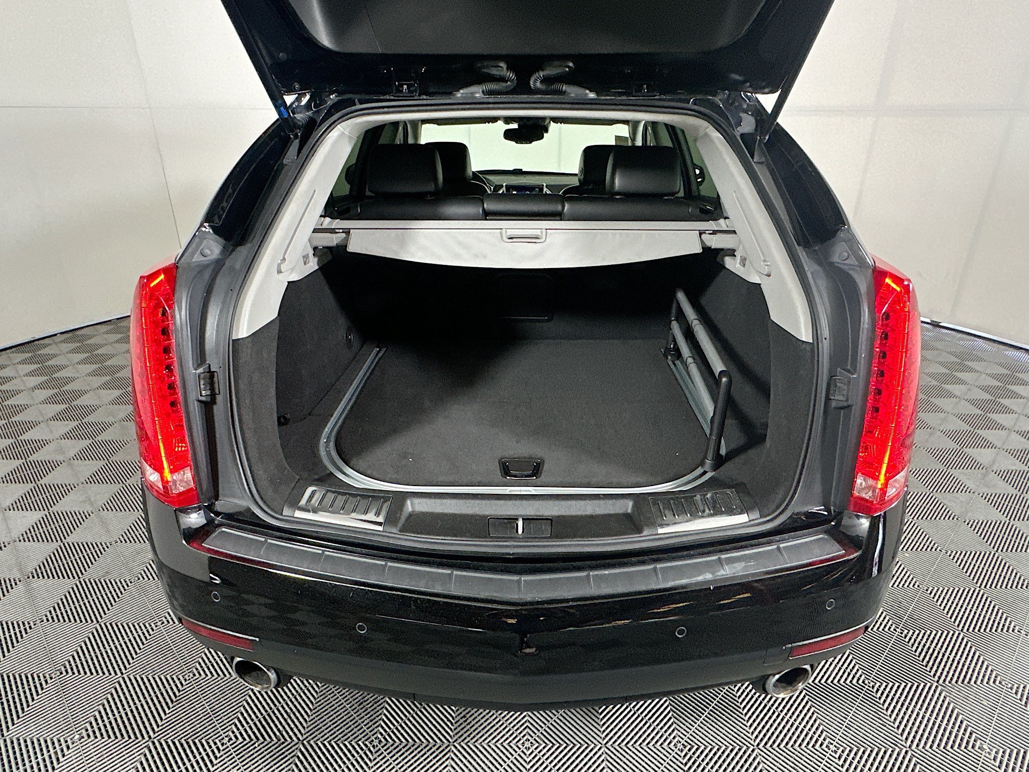 Used 2014 Black Raven Cadillac Performance Collection image 31