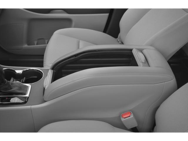 2019 Toyota Highlander LE - Photo 14