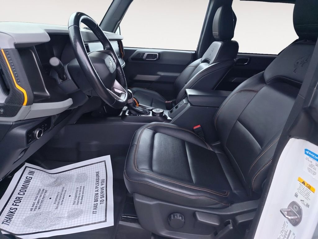 Used 2023 White Ford Badlands image 9