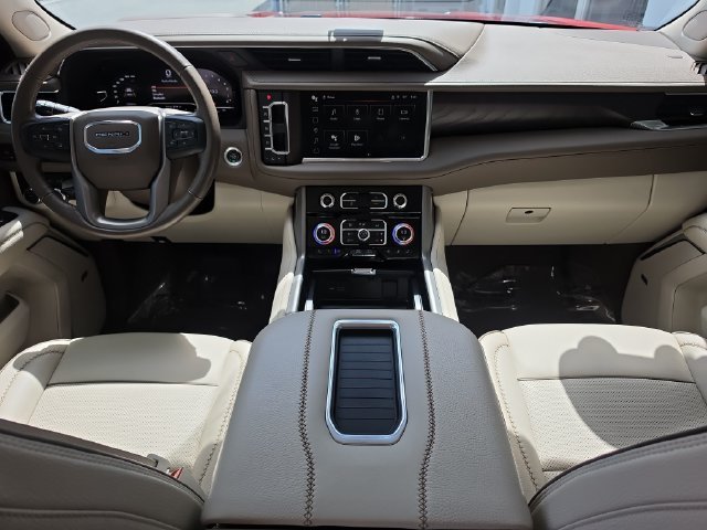 2022 GMC Yukon Denali - Photo 11