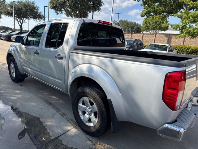 Used 2012  Nissan SV image 4
