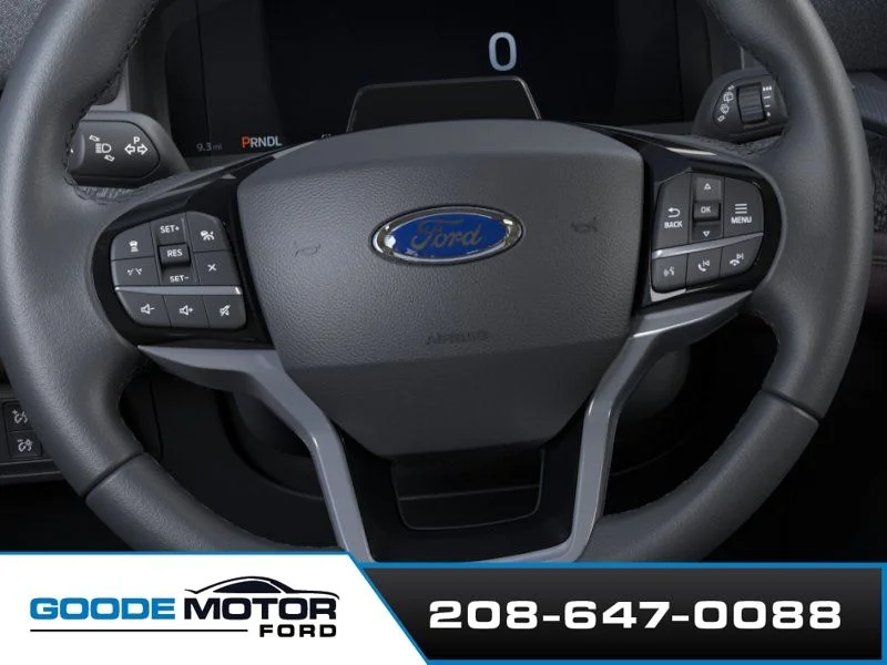 New 2026 Star White Metallic Tri-Coat Ford Platinum™ image 12