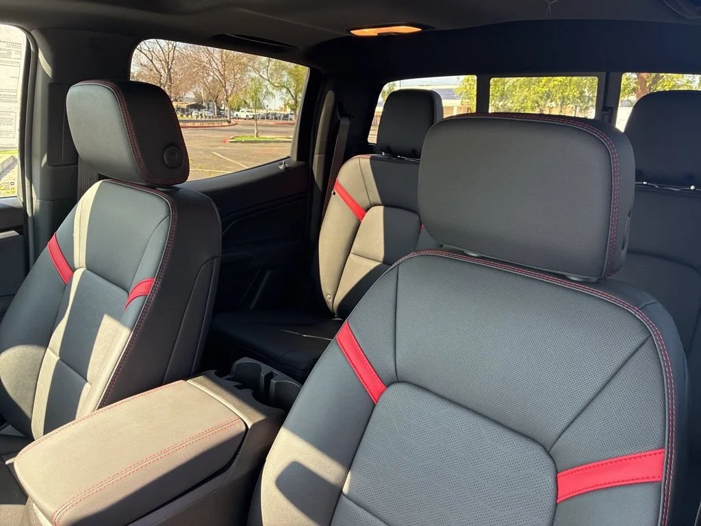 2026 Chevrolet Colorado Z71 - Photo 14