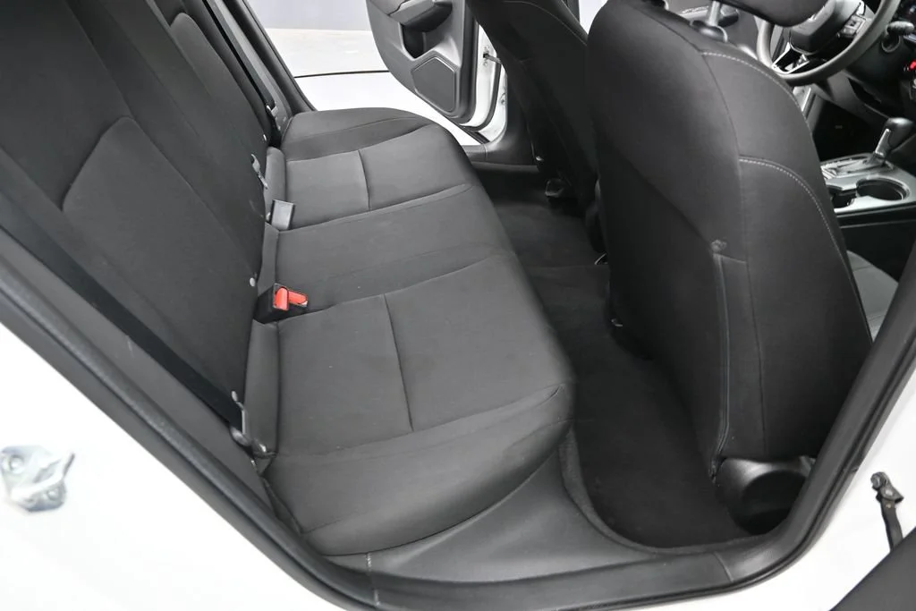 Used 2023 Platinum White Pearl Honda LX image 14
