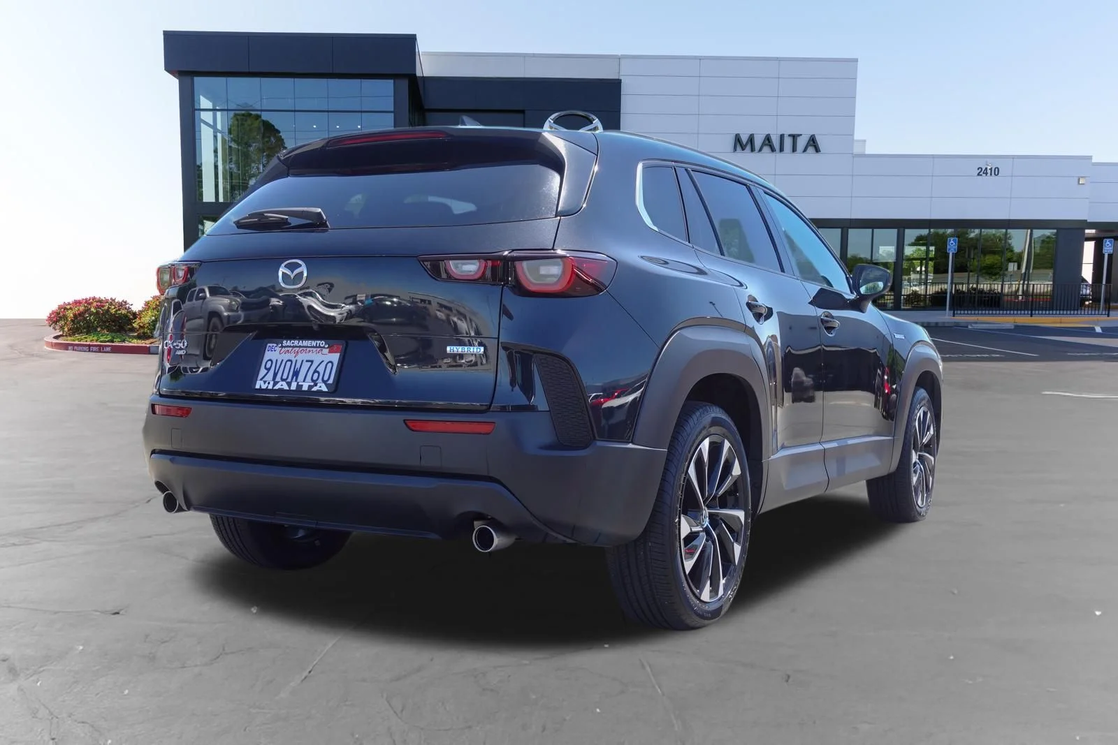 Certified Used 2025 Jet Black Mica Mazda Premium Plus image 4