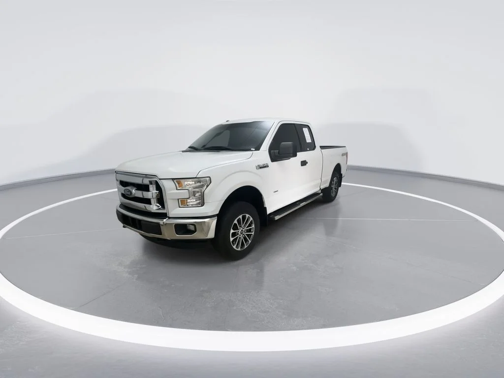 Used 2015 White Ford Lariat image 7