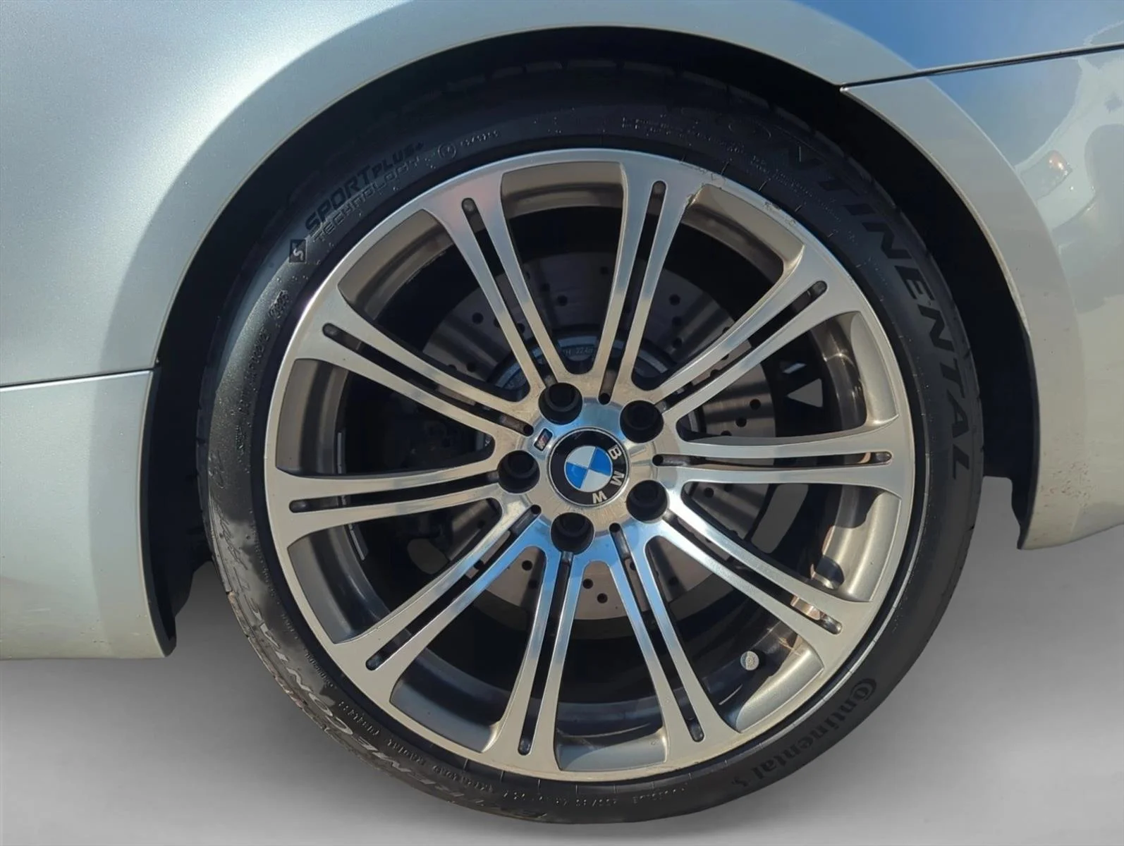Used 2009 Silverstone Metallic BMW  image 9