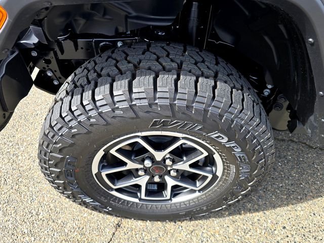New 2026 Black Clearcoat Jeep Rubicon image 35