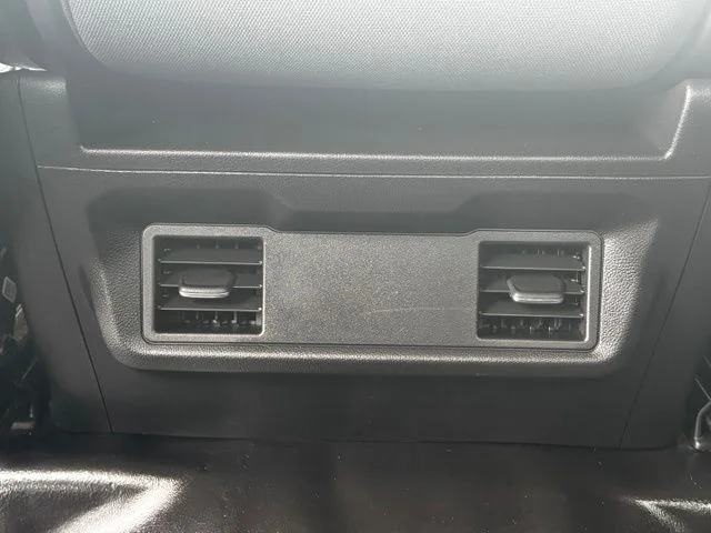 2023 Chevrolet Silverado 1500 LT - Photo 25