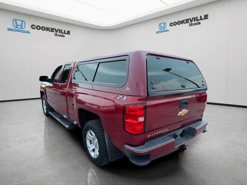Used 2018 Cajun Red Tintcoat Chevrolet LT image 10