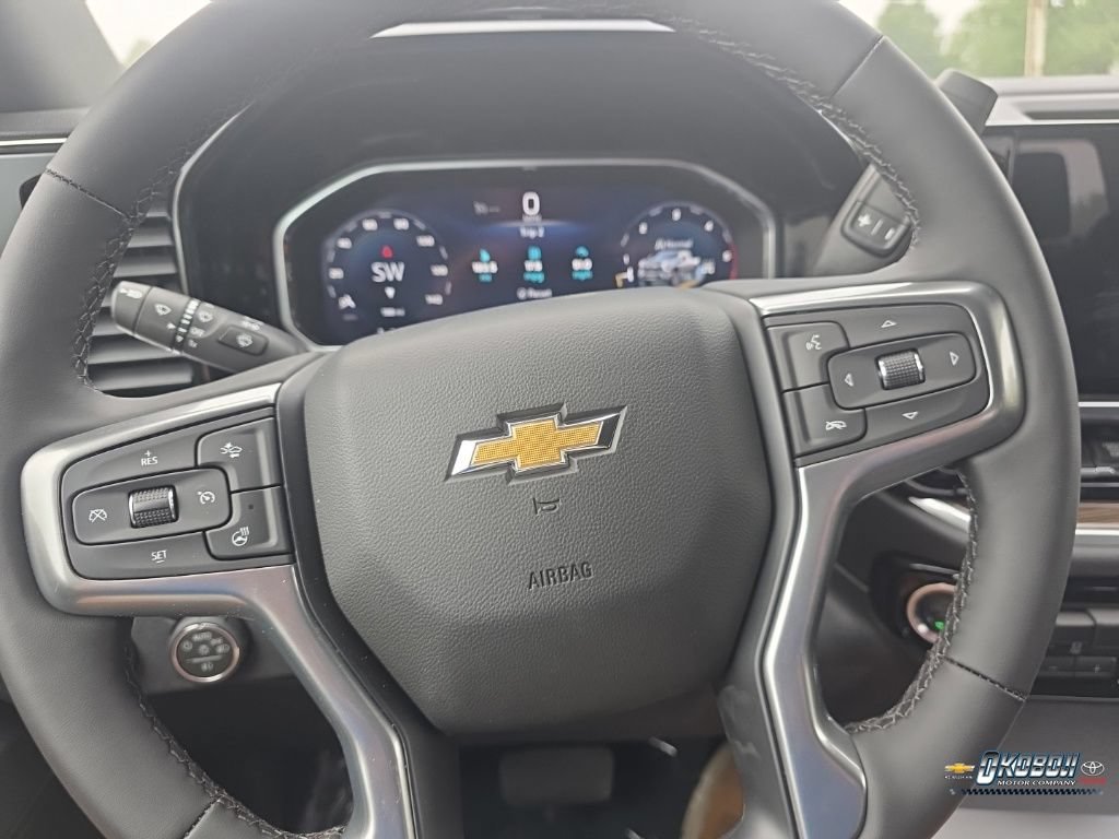 New 2026 Summit White Chevrolet LT image 11