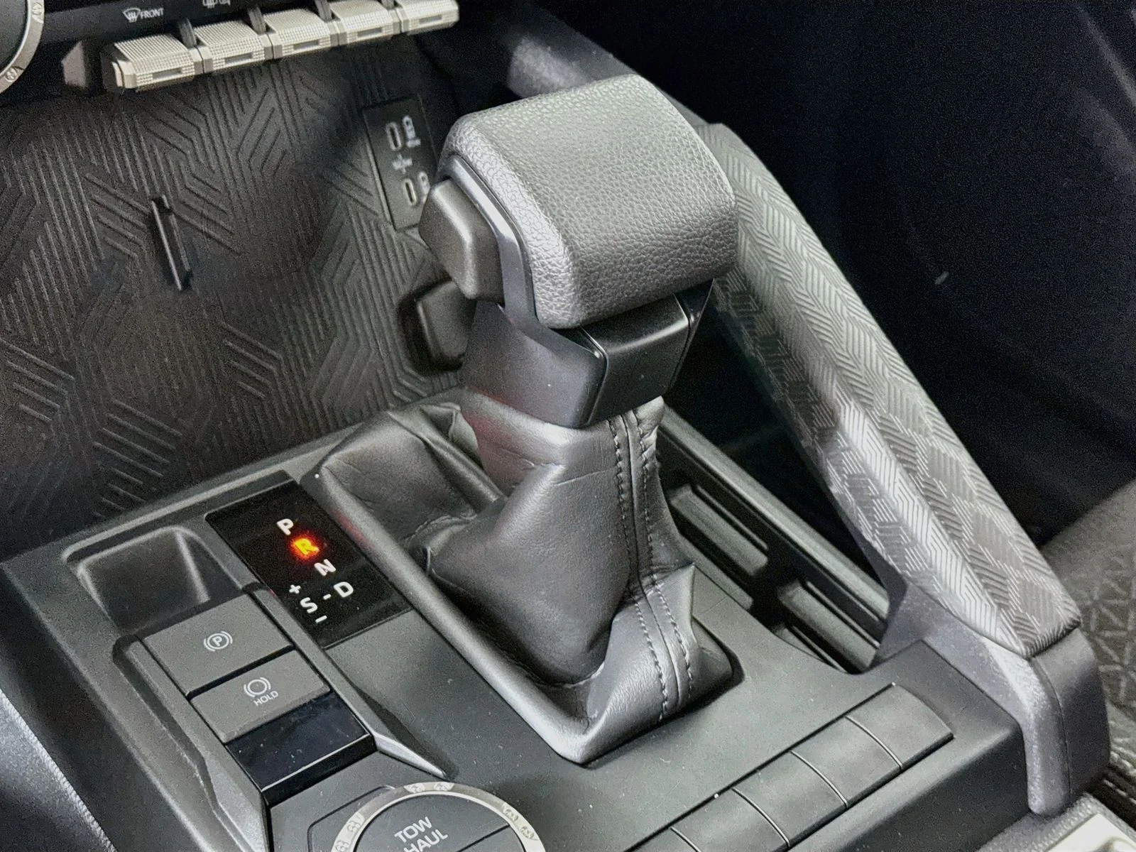 Certified Used 2025  Toyota SR5 image 14