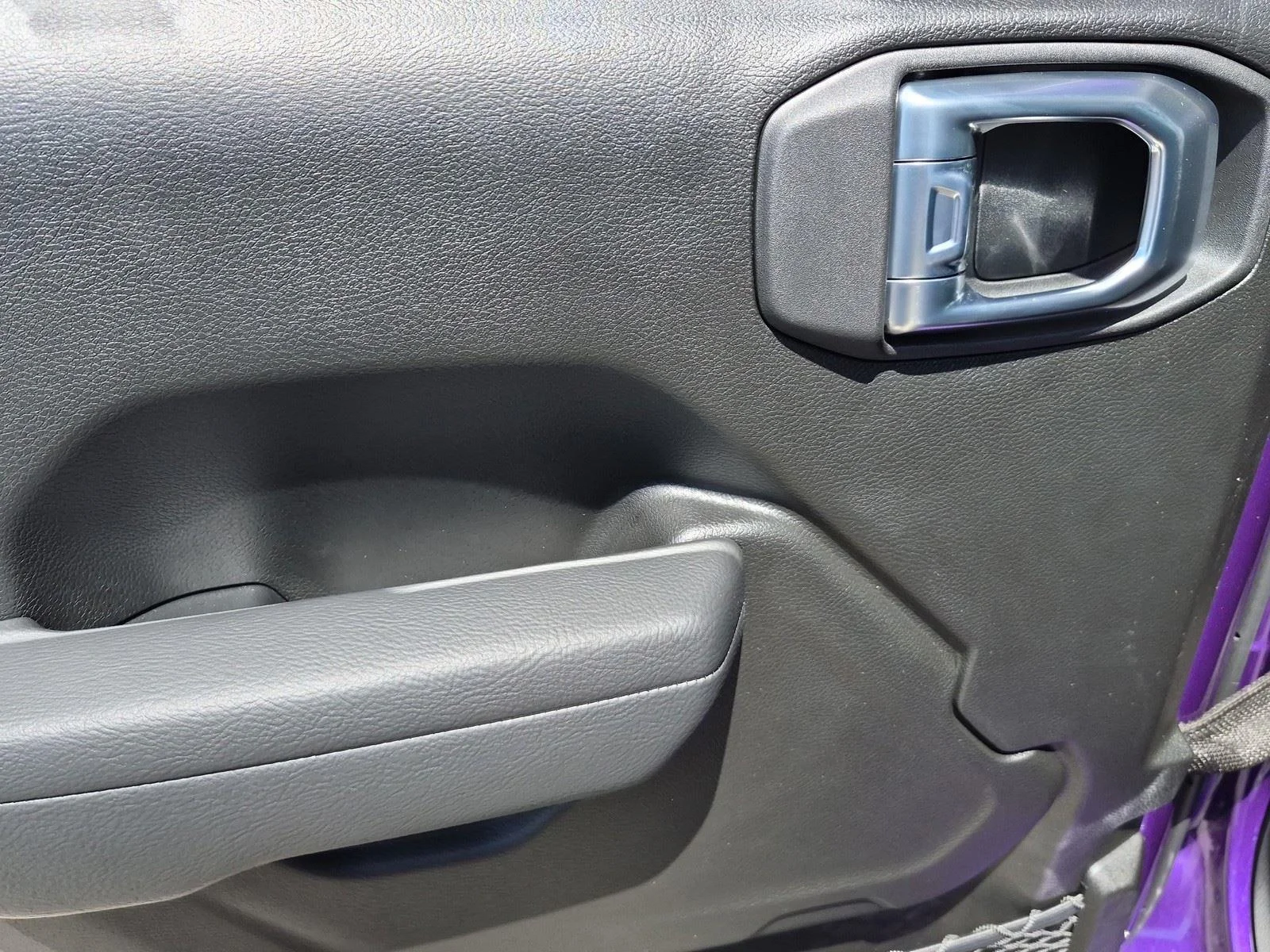 New 2026 Reign Jeep Sport S image 18