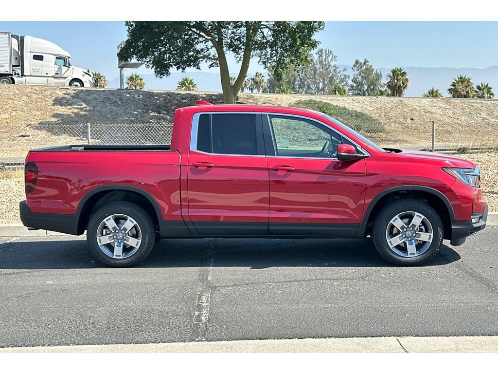 New 2026 Radiant Red Metallic II Honda RTL image 3