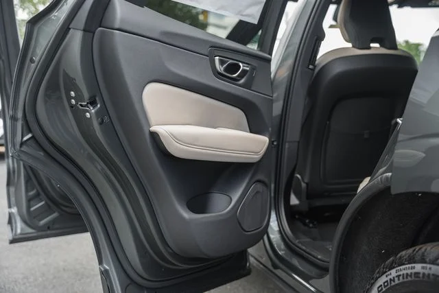 New 2026 Forest Lake Volvo T8 Plus image 35