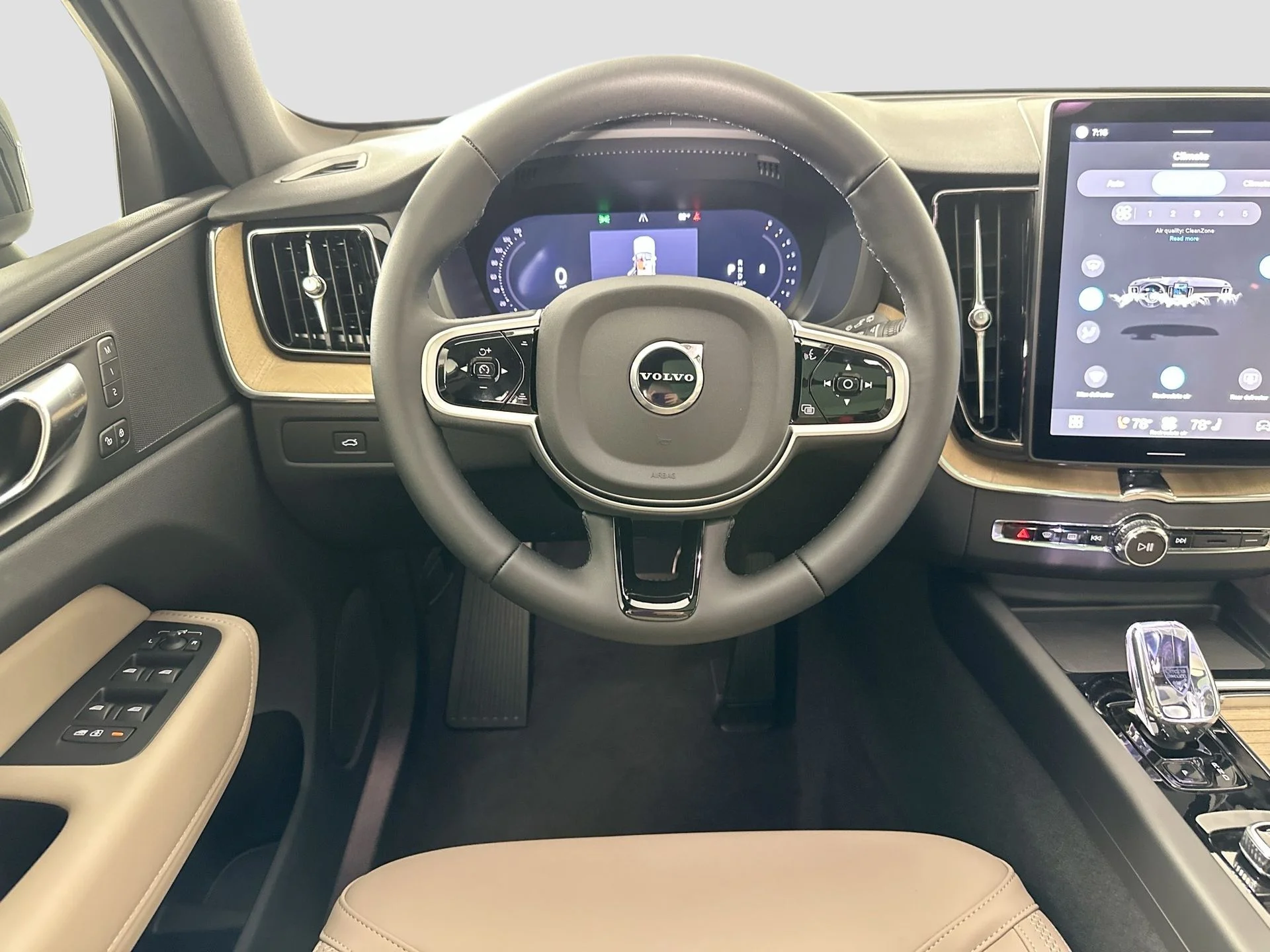 New 2026 Forest Lake Volvo Core image 22
