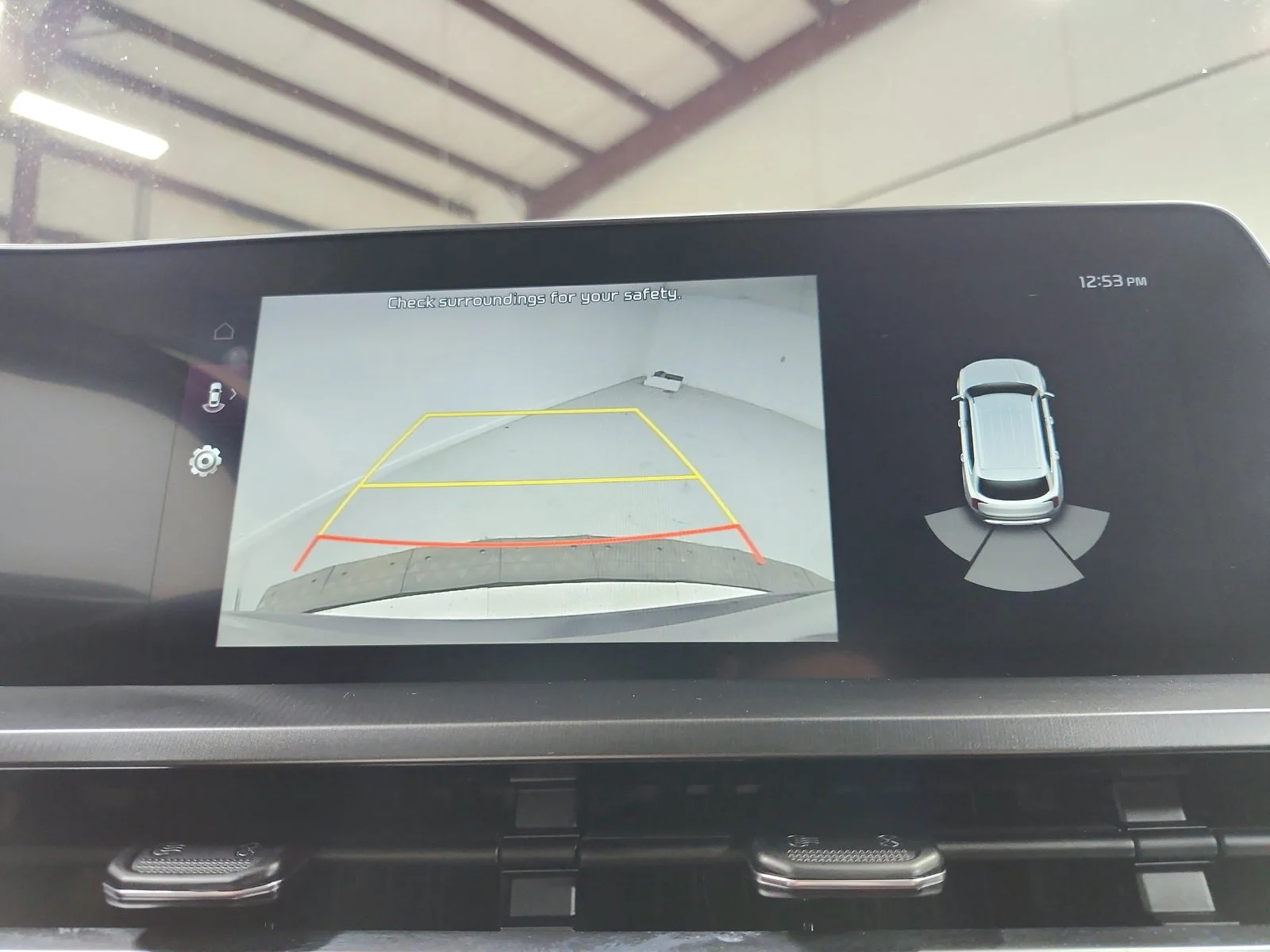 Used 2025  Kia S image 30