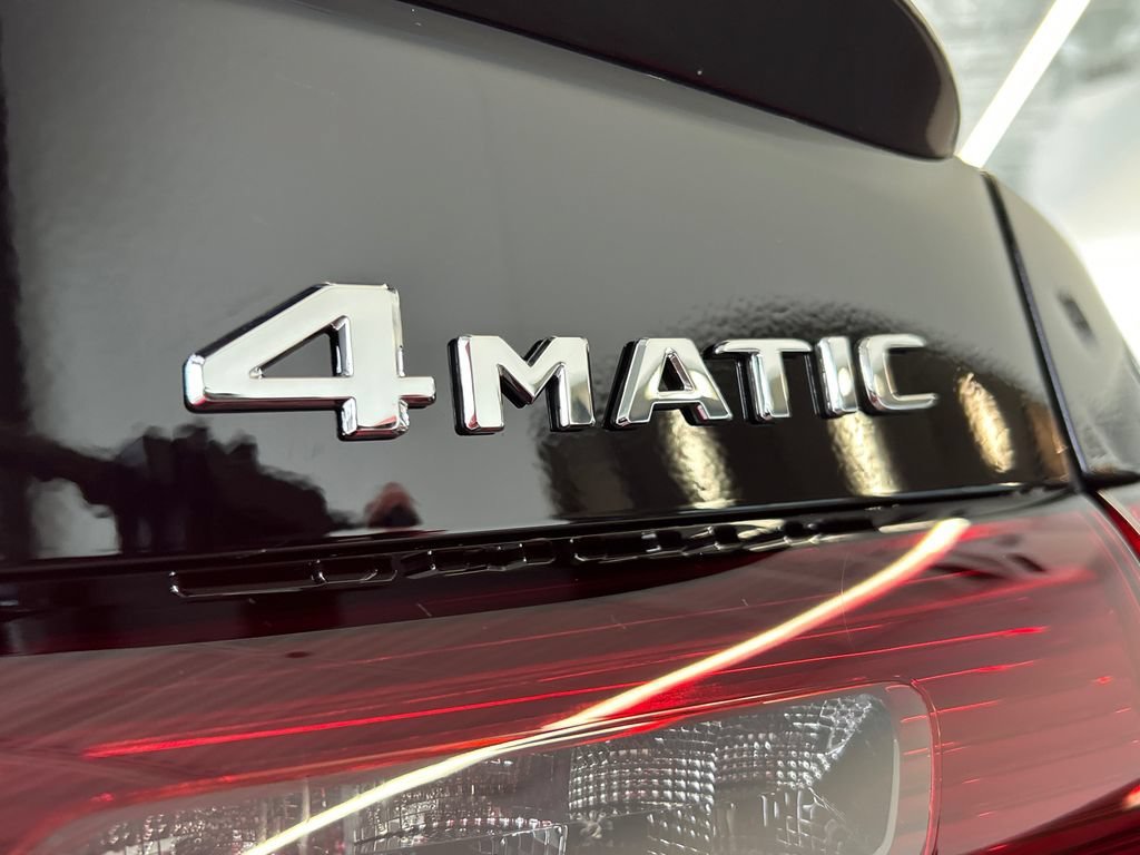 New 2027 Black Mercedes-Benz GLC 300 image 66