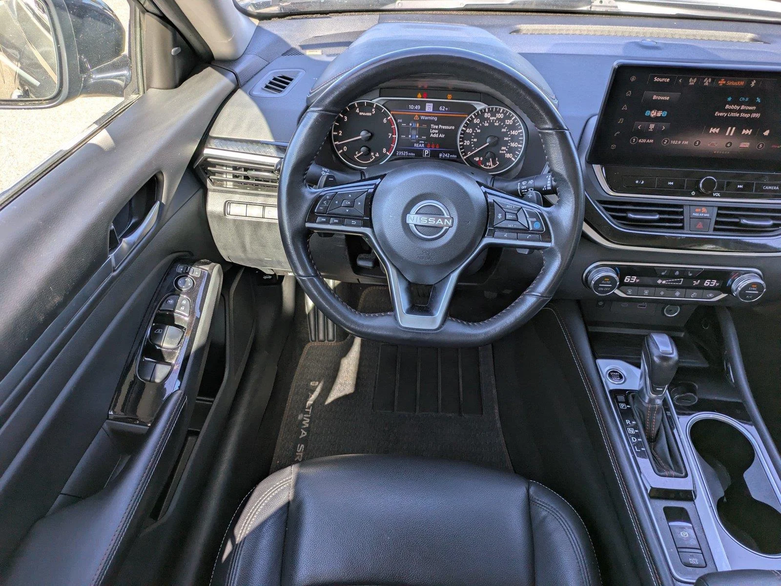 Used 2024 Gun Metallic Nissan 2.0 SR image 15