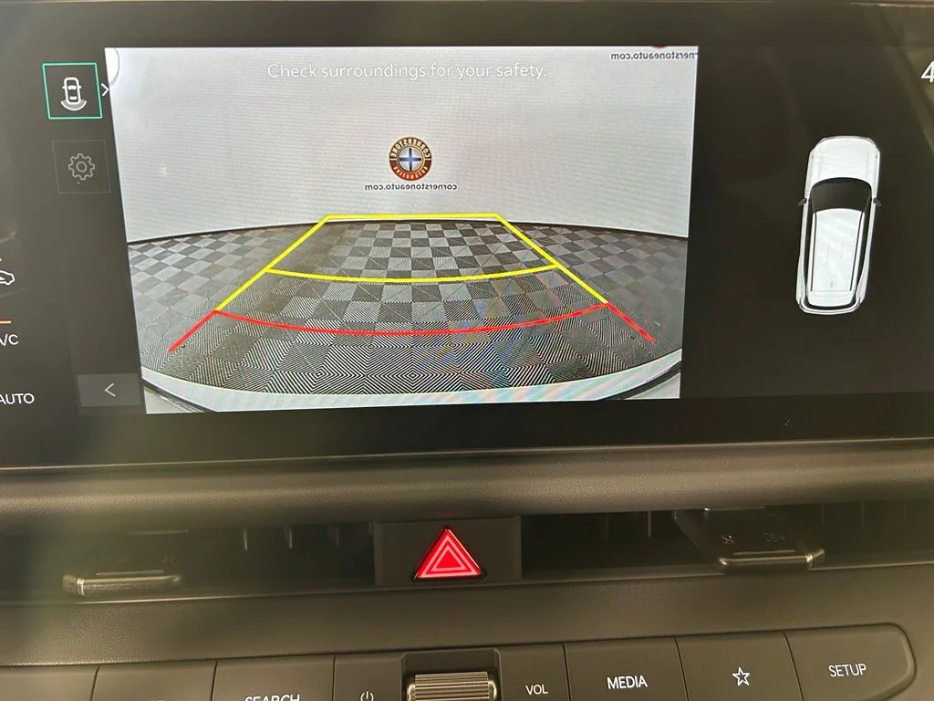 New 2027 Snow White Pearl Kia X-Line S image 3
