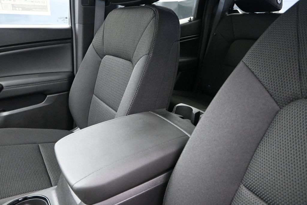 2026 Chevrolet Colorado LT - Photo 14