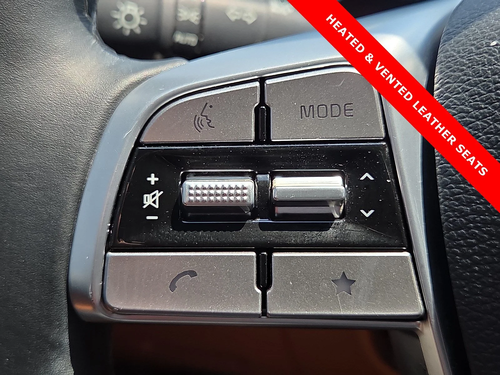 Used 2025 Jungle Green Kia EX X-Pro image 22
