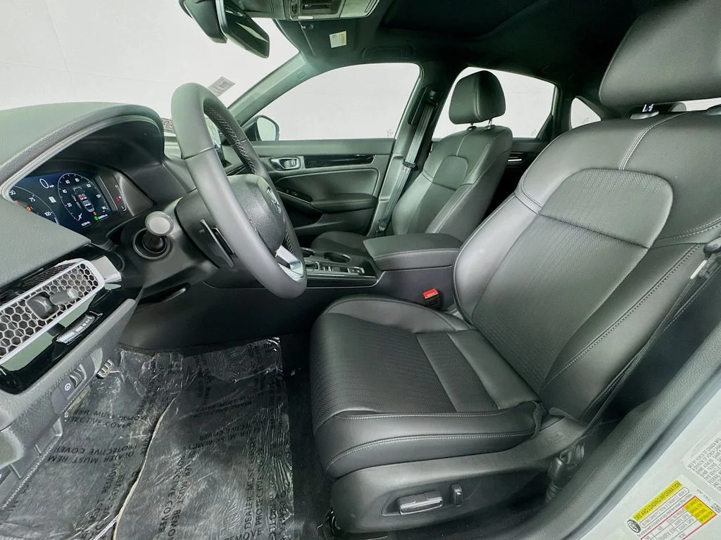 New 2026 Platinum White Pearl Honda Sport Touring image 31