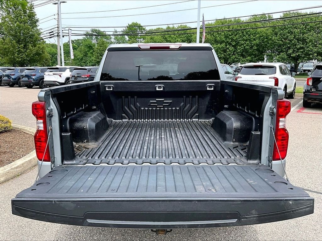 Used 2024 Gray Chevrolet LT image 30