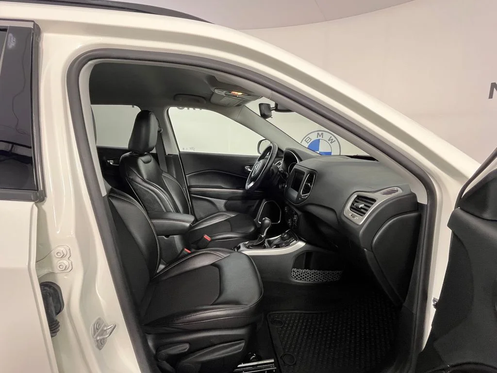 Used 2020 White Jeep Latitude image 24