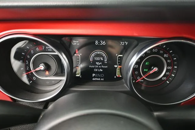 Used 2019 White Jeep Unlimited Rubicon image 27