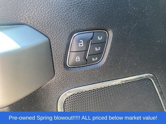 Used 2021 Black Ford Lariat image 25