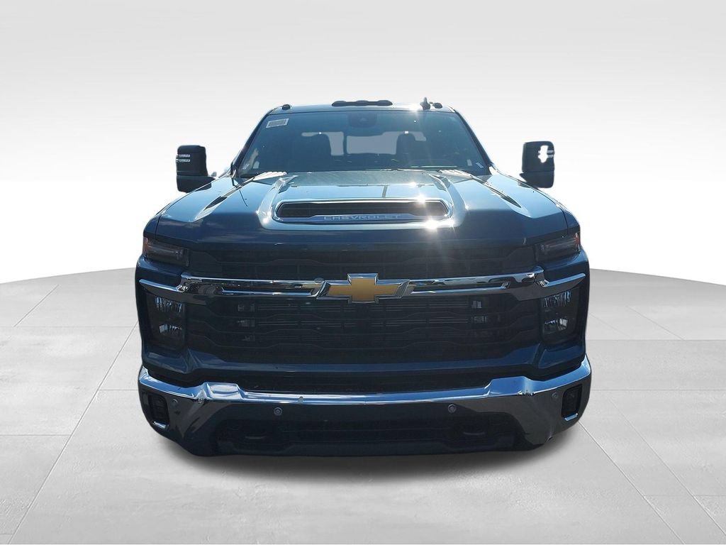 2026 Chevrolet Silverado 3500 HD LT - Photo 8