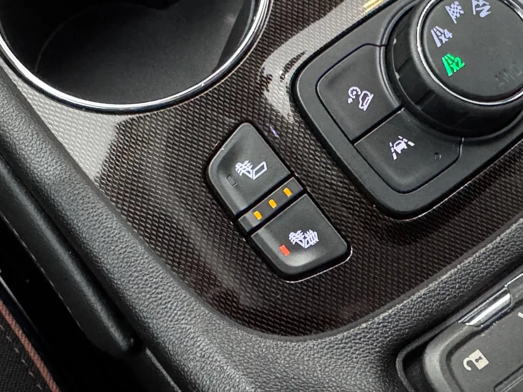 2023 GMC Acadia AT4 - Photo 23
