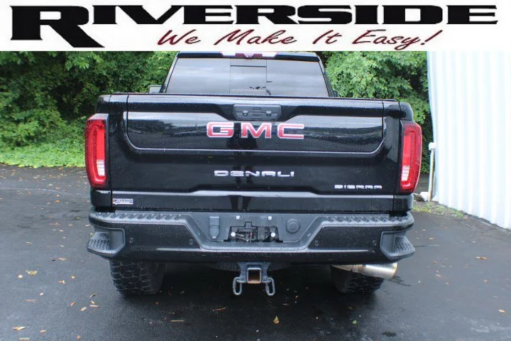 Certified Used 2022 Onyx Black GMC Denali image 19