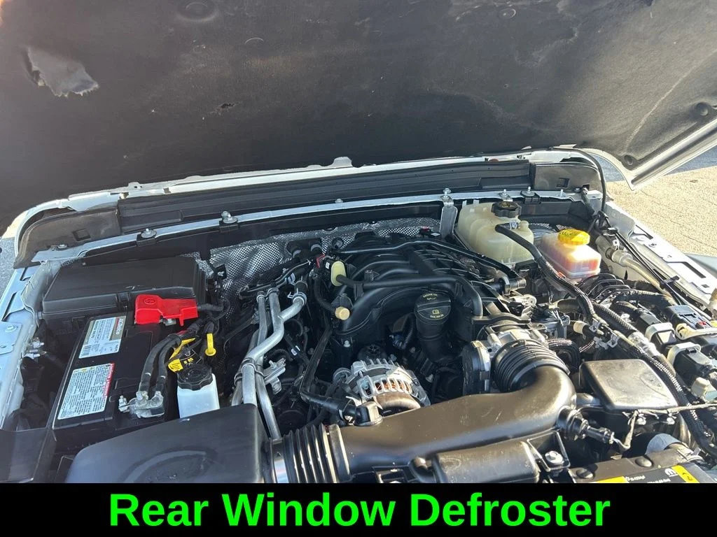 Used 2024 White Jeep Rubicon image 18