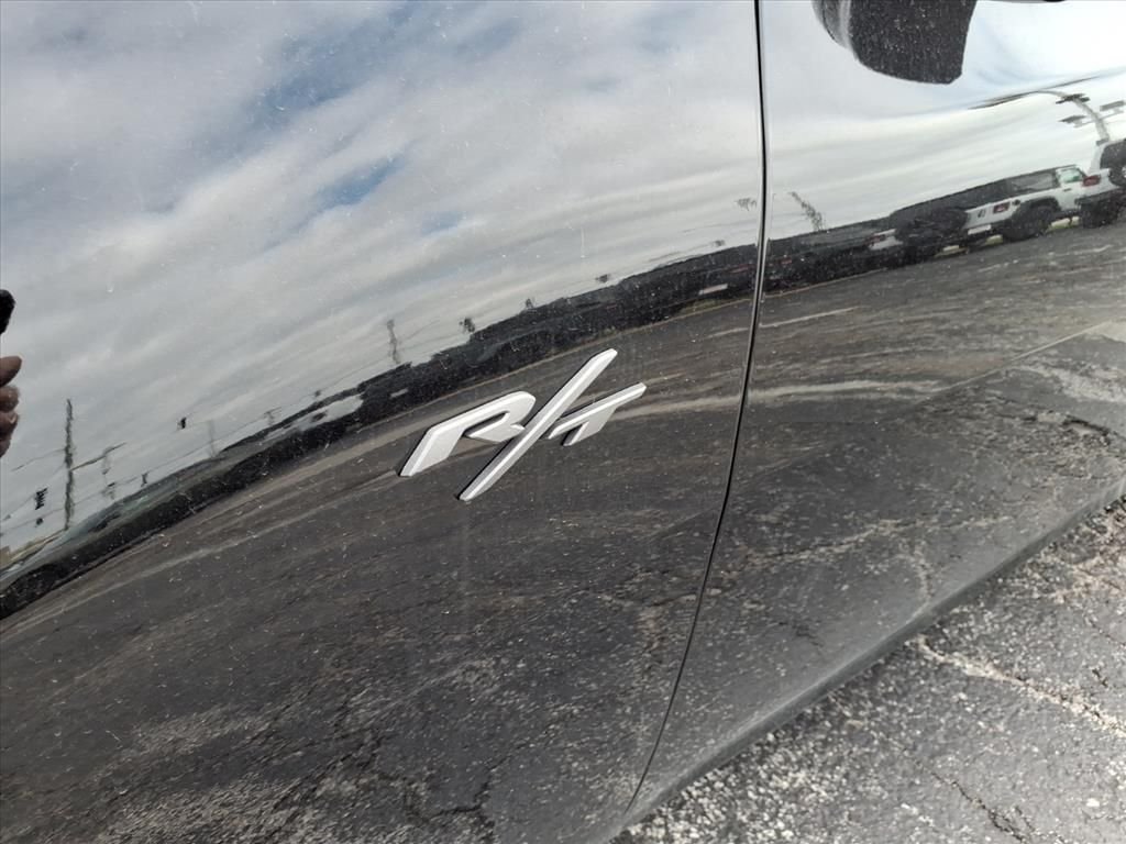 New 2026 Diamond Black Crystal Pearlcoat Dodge R/T image 6