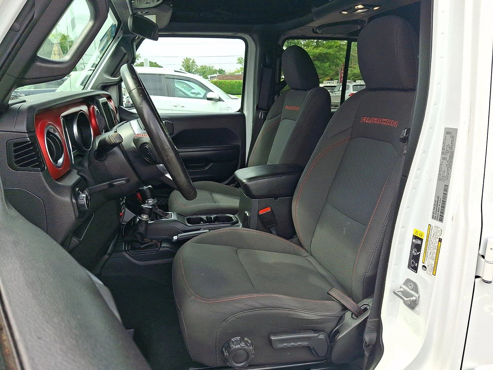 Used 2021 Bright White Clearcoat Jeep Unlimited Rubicon image 14