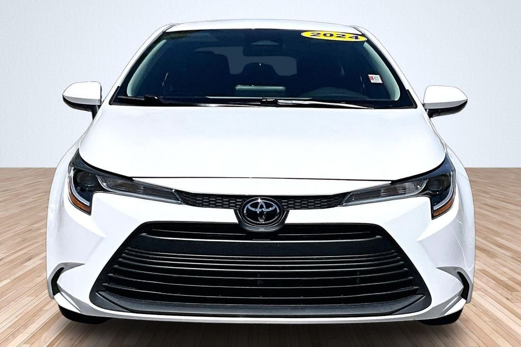 Used 2024 White Toyota LE image 3