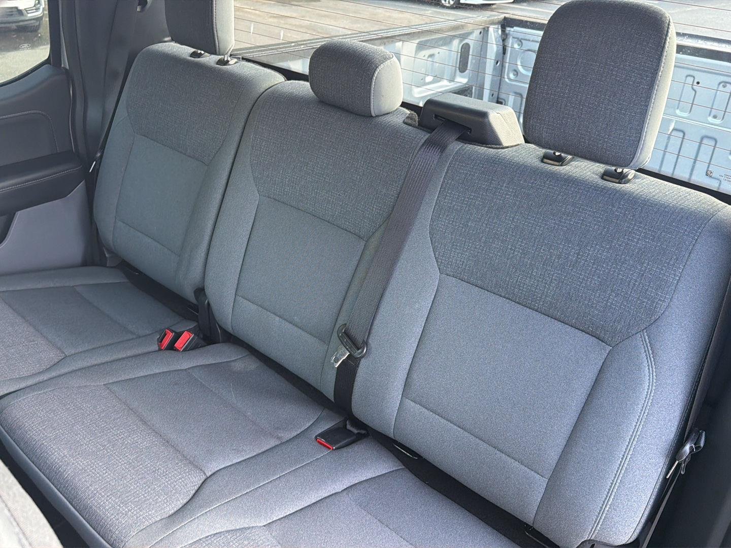 Used 2025 Iconic Silver Ford XLT image 29