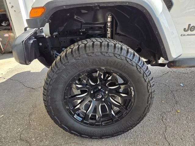 2020 Jeep Gladiator ALTITUDE - Photo 6
