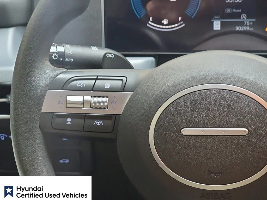 Certified Used 2025 Aero Silver Hyundai SE image 18