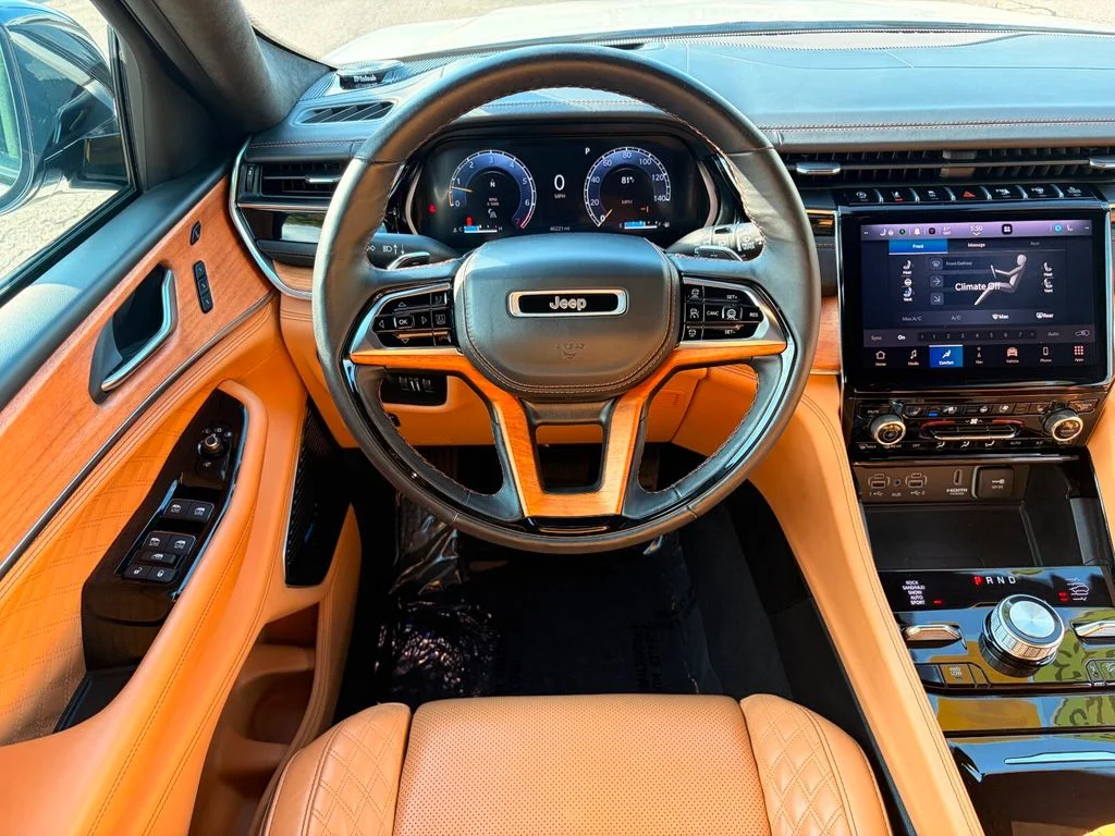 Used 2023 White Jeep Summit image 14