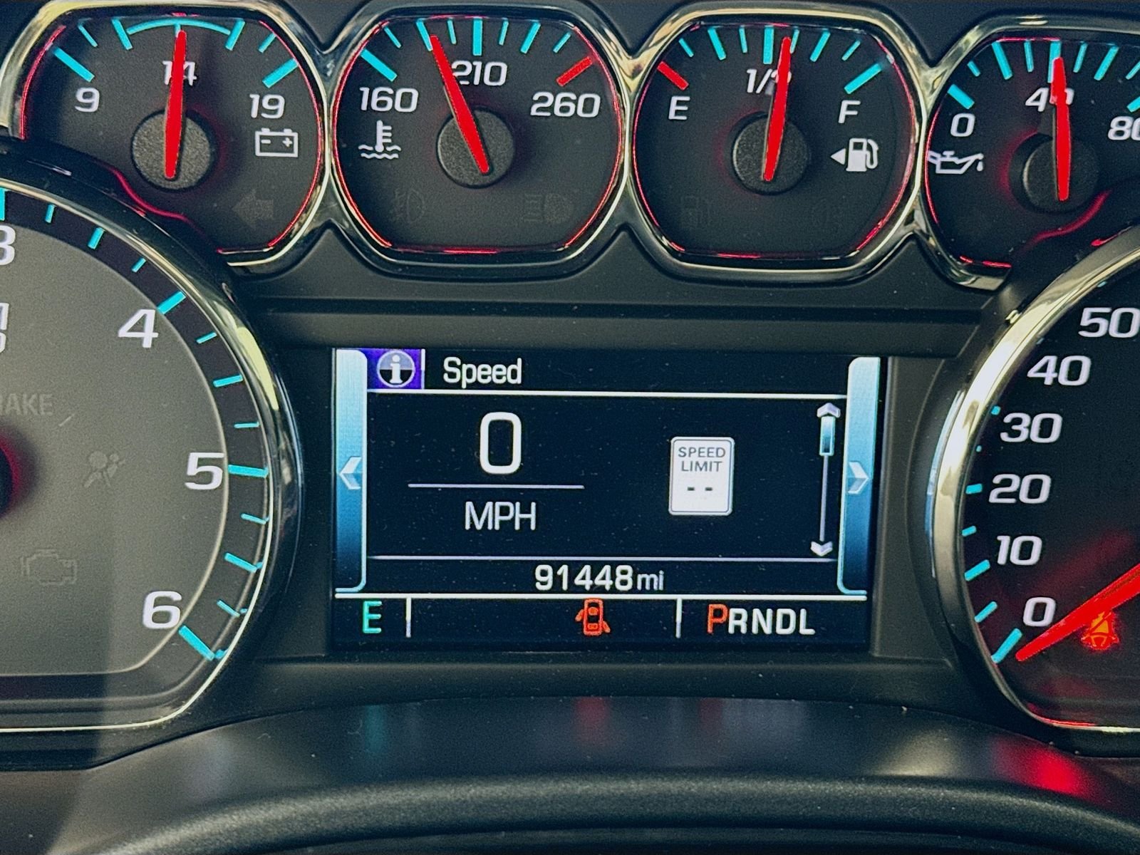 Used 2018 White GMC SLT image 9