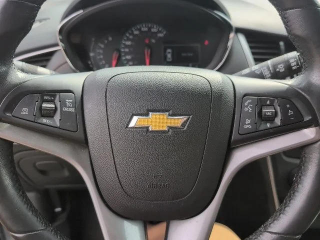 Used 2022 Gray Chevrolet LT image 21