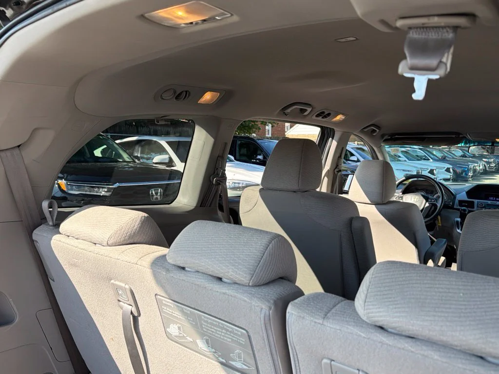 Used 2013 Gray Honda LX image 10