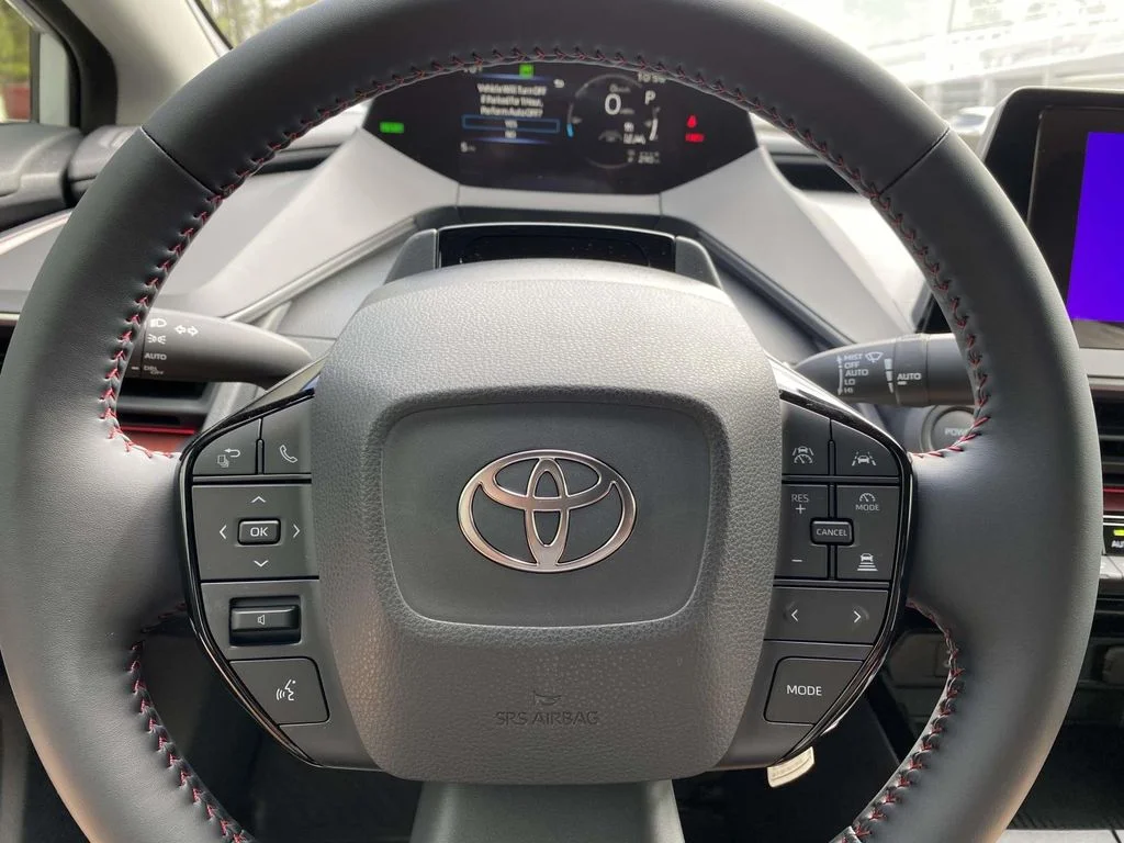 New 2026 Wind Chill Pearl Toyota XSE image 11