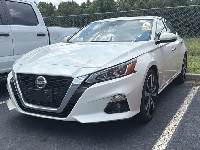 2022 Nissan Altima 2.5 Platinum