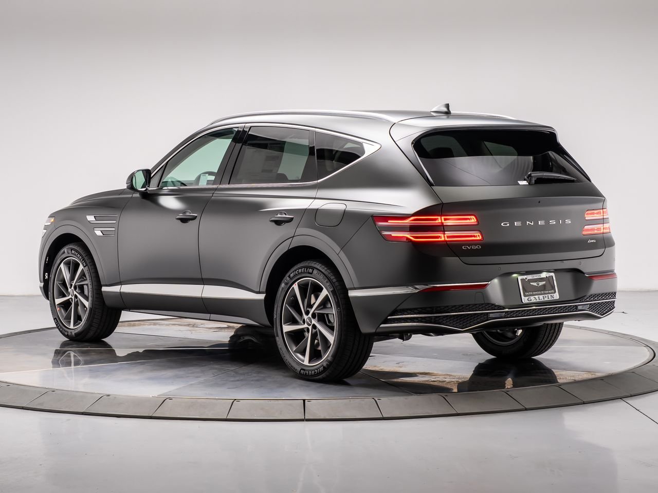 New 2026 STORR GREEN MATTE Genesis 2.5T SELECT image 3