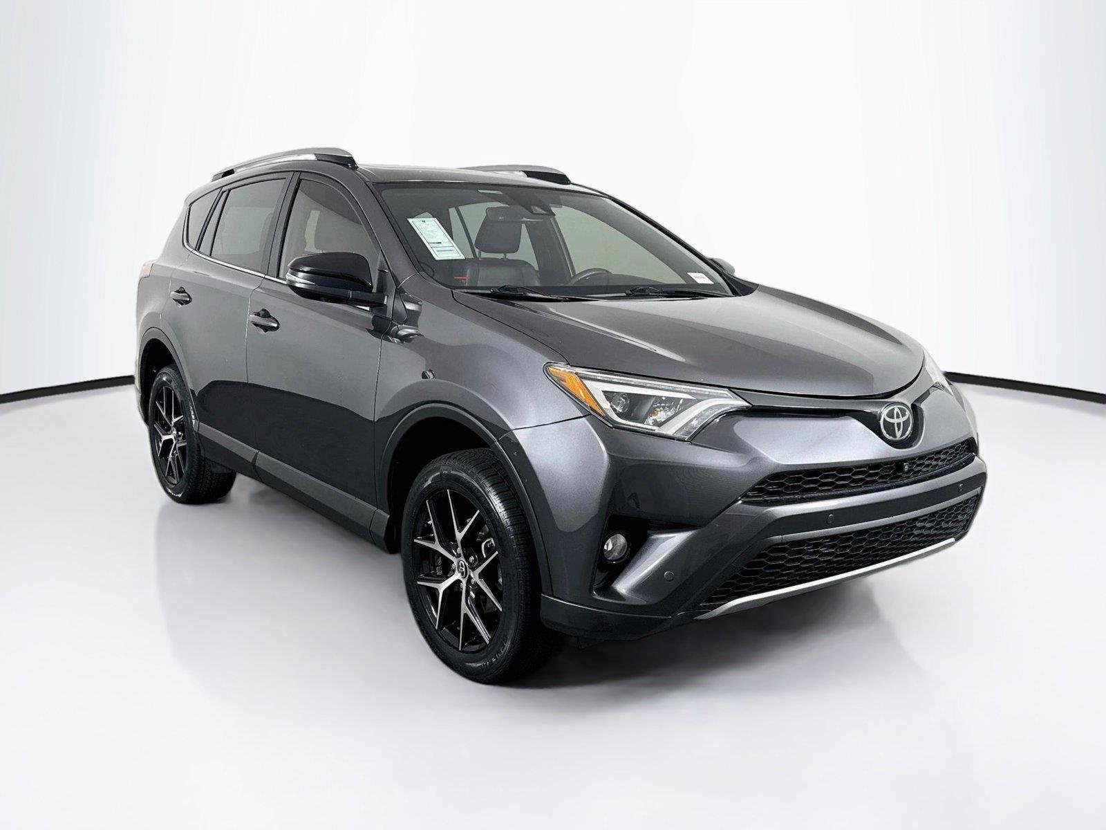 Used 2017 Magnetic Gray Metallic Toyota SE image 9