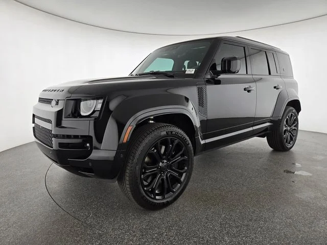 New 2026 Narvik Black Land Rover OCTA image 27